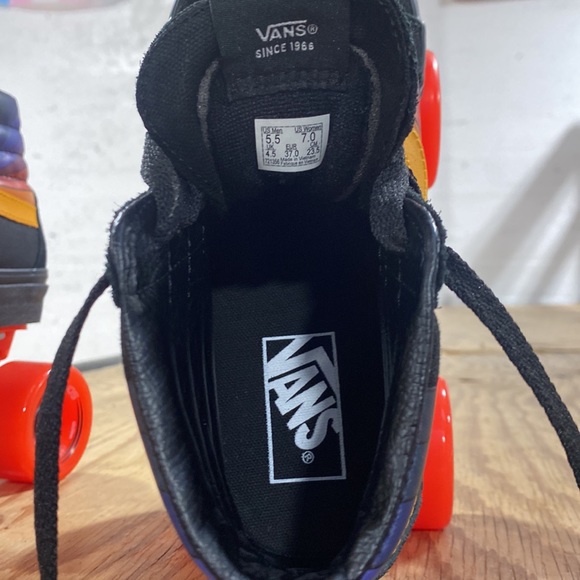 Custom Vans Roller Skates! Mens 5.5, Women’s 7 - Picture 8 of 9
